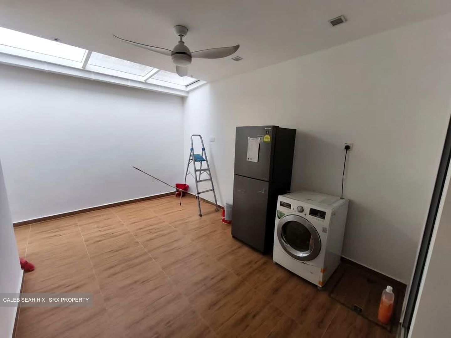 Sembawang Straits Estate (D27), Semi-Detached #559150141